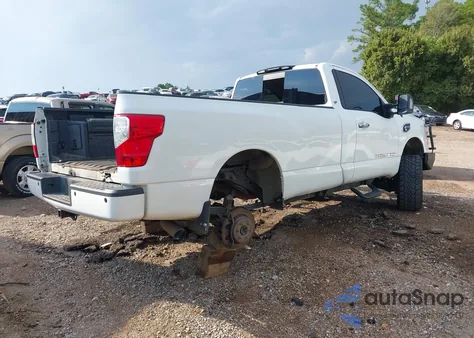 2017 Nissan Titan Xd Sv z USA, uszkodzony, nr VIN 1N6BA1RP8HN534063